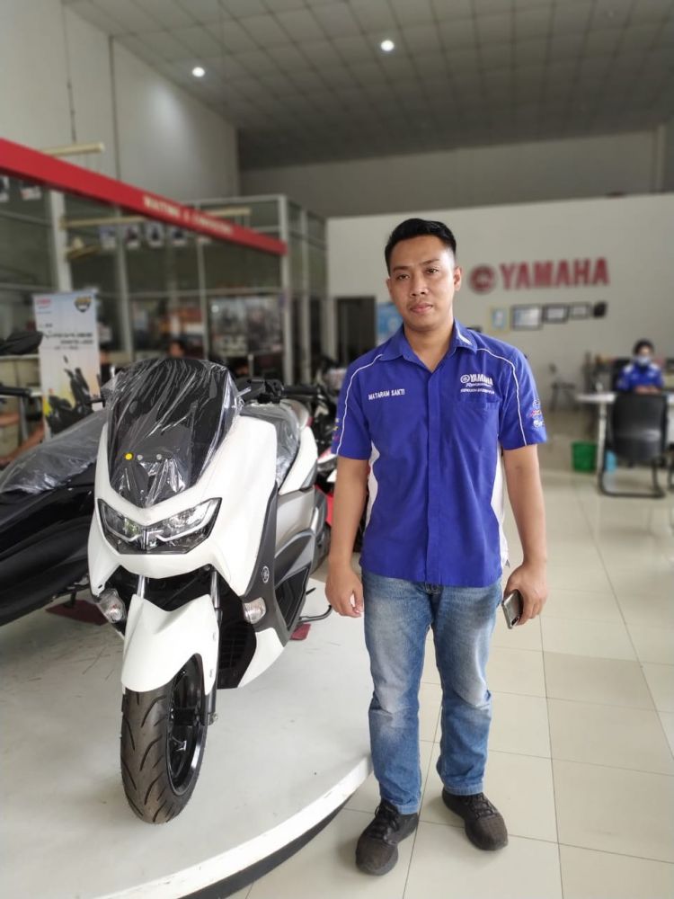 Foto Sales Ahmad Soleh